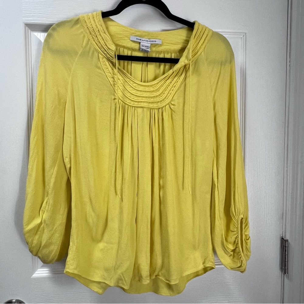 Diane von Furstenberg Women's Lemon Yellow Blouse  Puff Sleeve Peasant Coastal 6